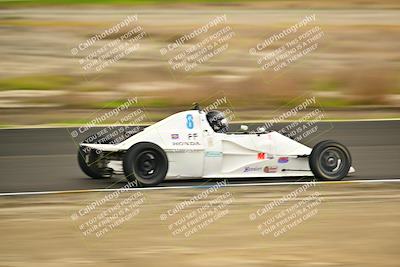 media/Jan-26-2025-CalClub SCCA (Sun) [[cfcea7df88]]/Group 7/Race/